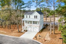 319 Crossing Ct. photo 4