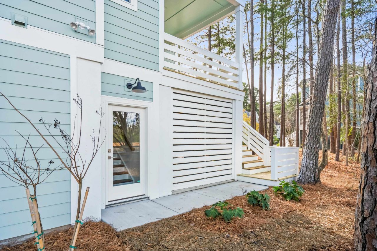 319 Crossing Ct. Photo 35