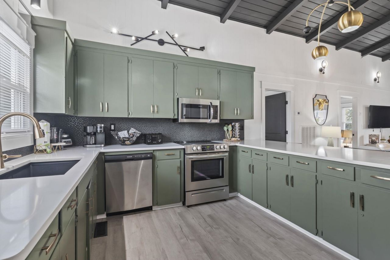 324 54th Ave. N Photo 12