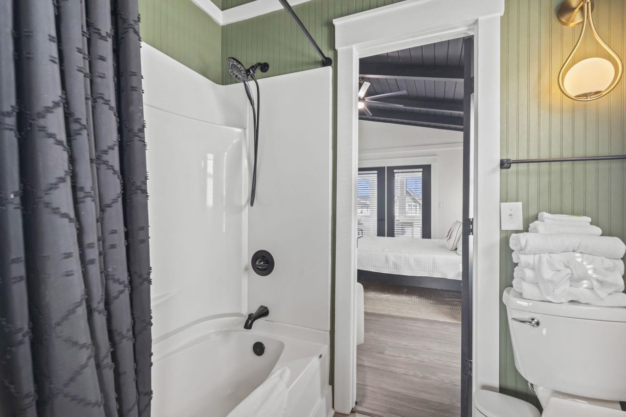 324 54th Ave. N Photo 25