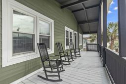 324 54th Ave. N photo 4