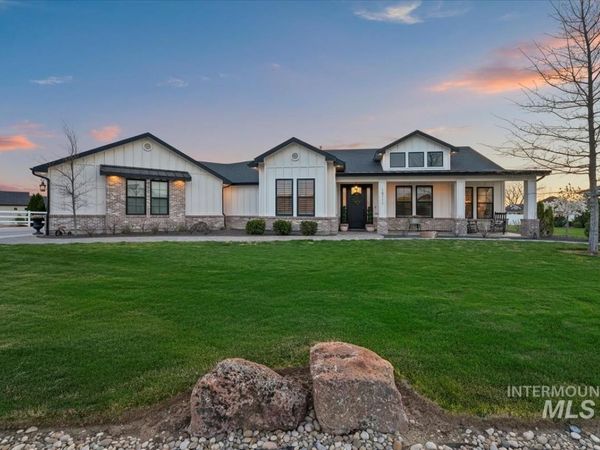 15111 Pinehurst Way, Caldwell, ID 83607