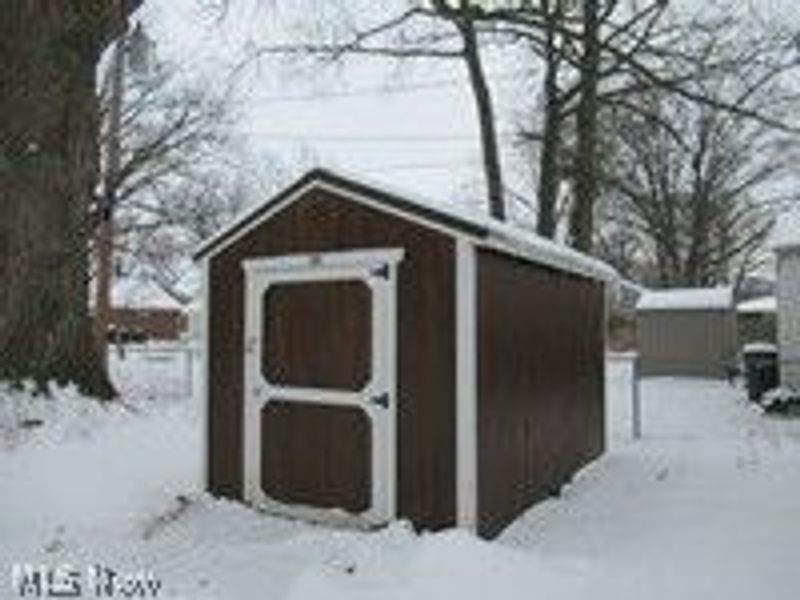 249 Roosevelt Avenue, Elyria, OH 44035 Photo 4