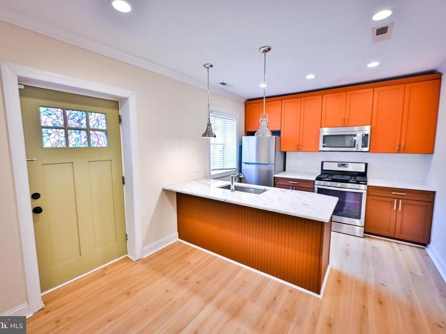 907 Stiles Street, Unit B, Baltimore, MD 21202 Main Photo