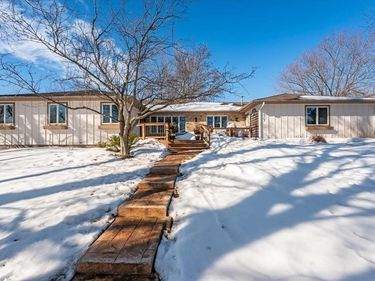 907 Mellwood Avenue, Duluth, MN 55804