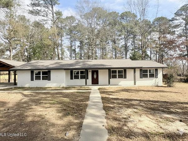 1336 NE Union Street , Brookhaven, MS 39601