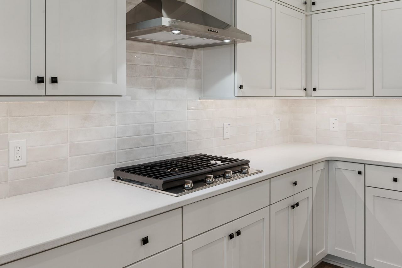 5030 Huckleberry Ln. Photo 17