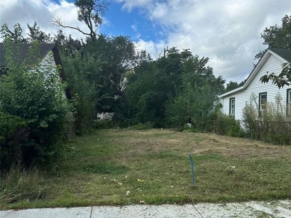 2105 Morris Avenue , Lincoln Park, MI 48146