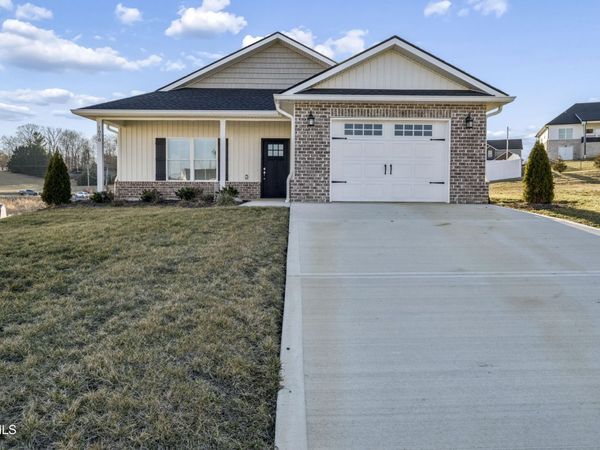 1070 Cabot Cove, Jonesborough, TN 37659