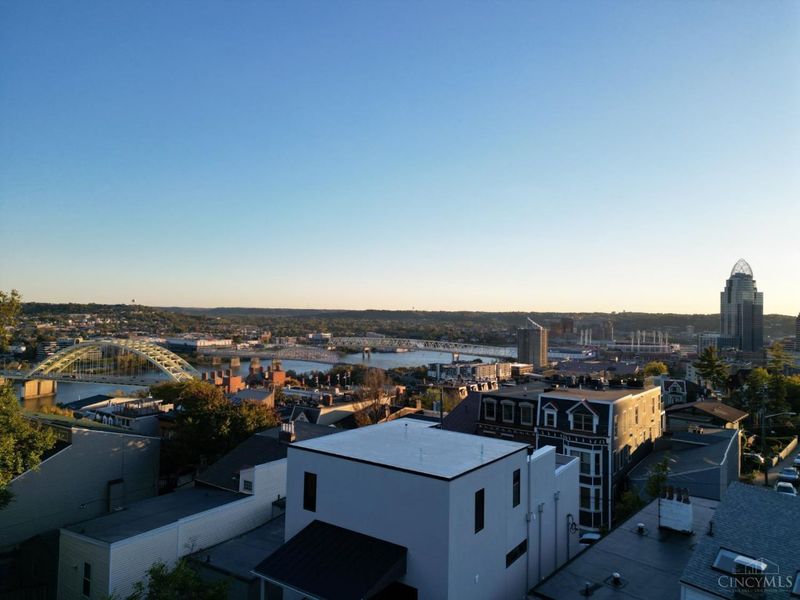 949 Pavilion Street, Cincinnati, OH 45238 Photo 2