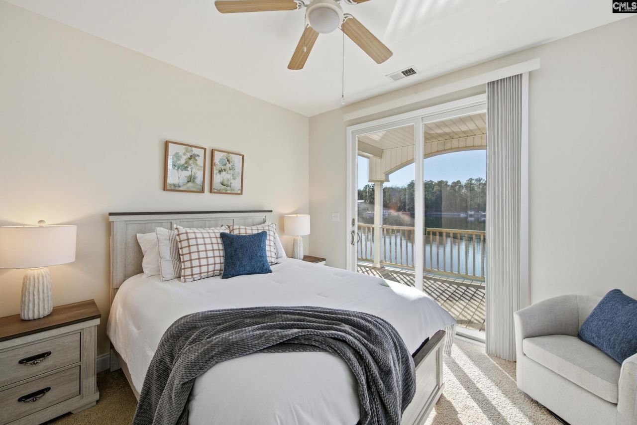 547 Harbor Heights Drive Photo 24