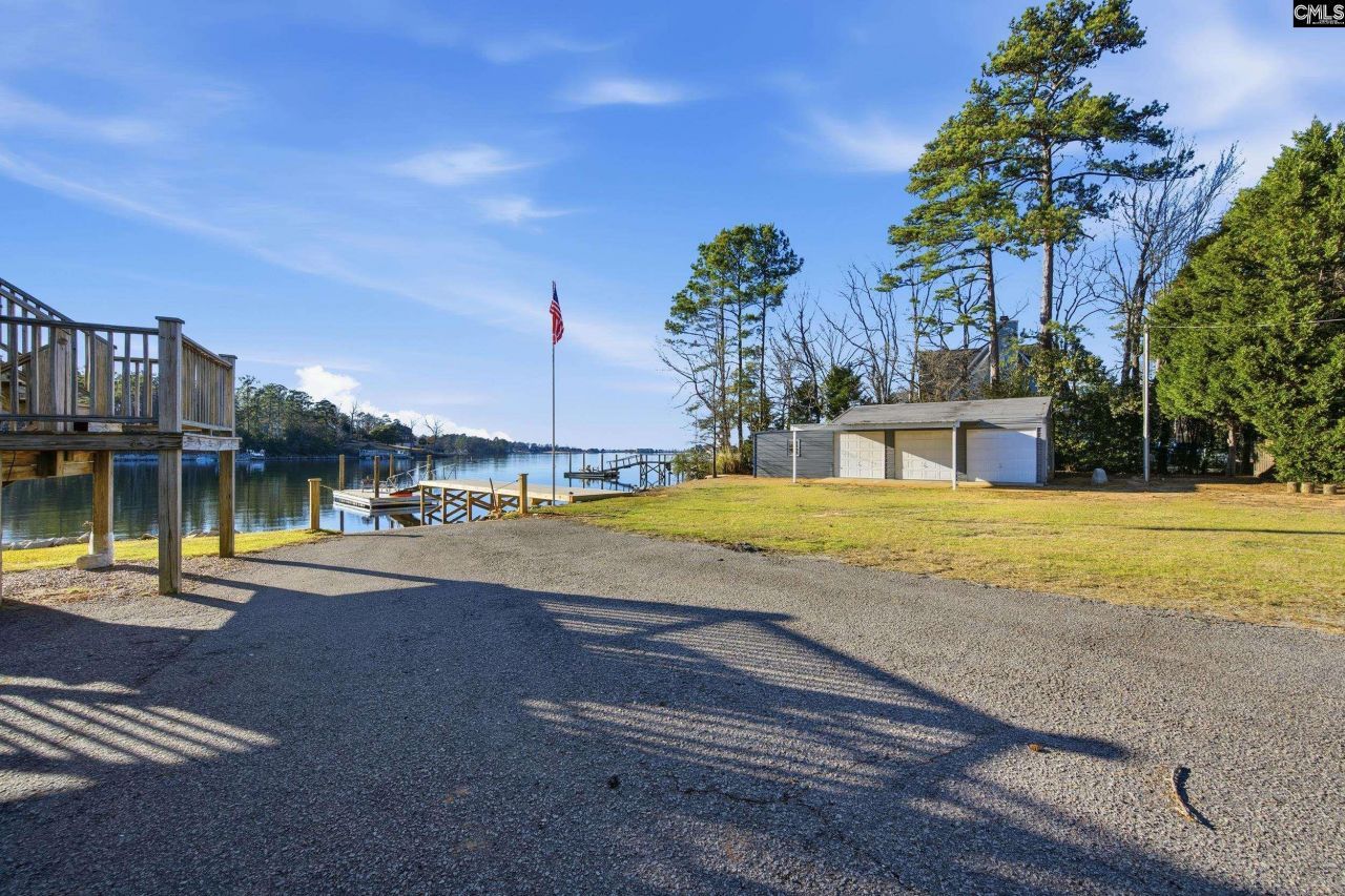 547 Harbor Heights Drive Photo 30