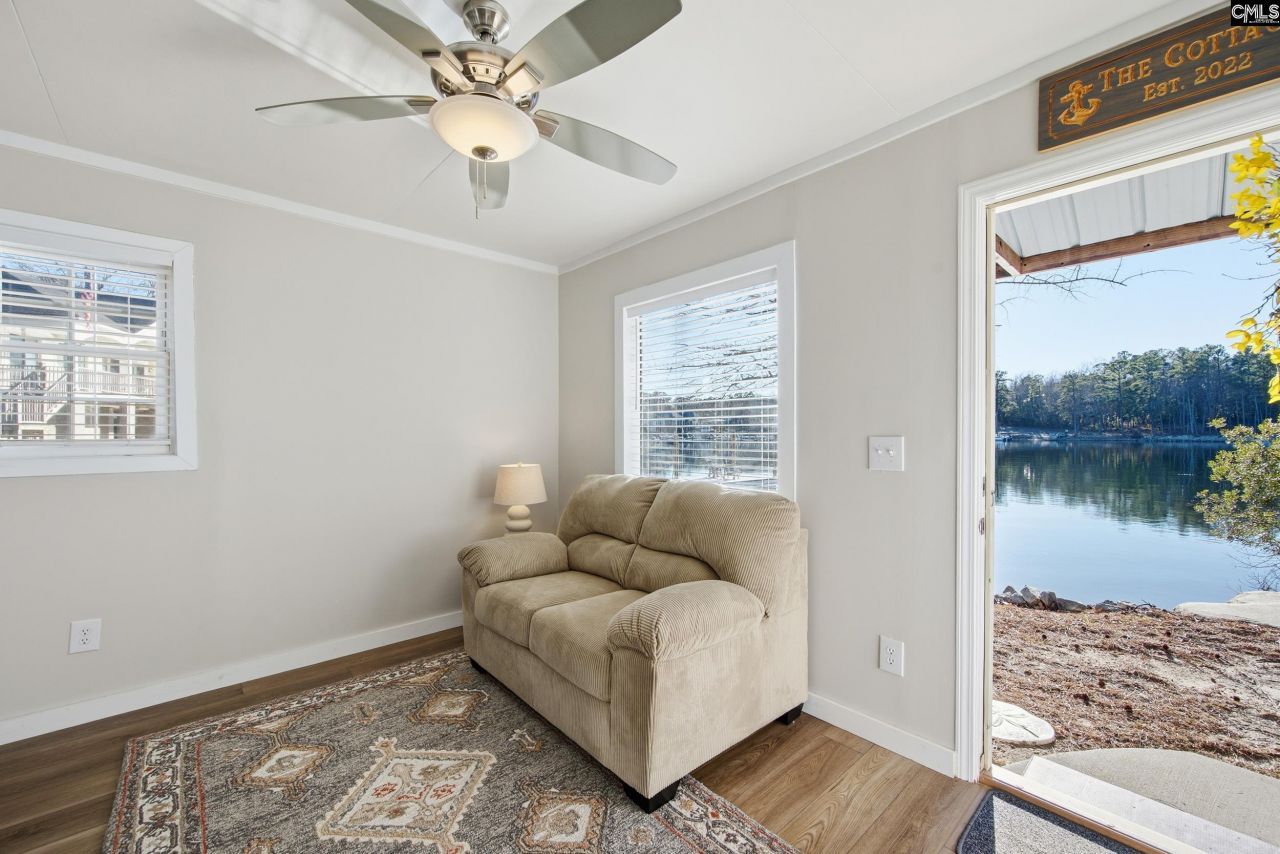 547 Harbor Heights Drive Photo 32