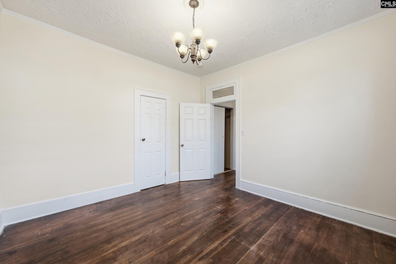 3838 Wellesley Drive  Photo 23