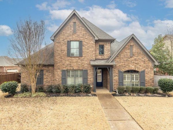 1685 JENNINGS MILL LN W, Collierville, TN 38017