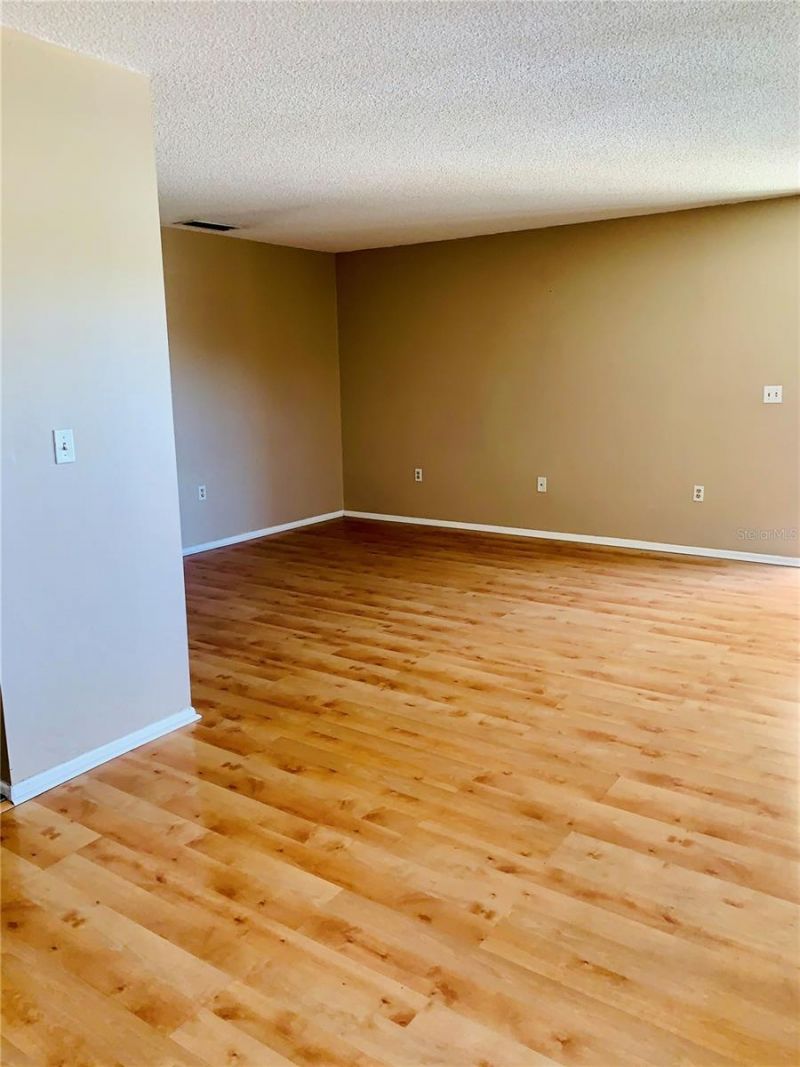 4805 Rilma Avenue, Unit 109, Sarasota, FL 34234 Photo