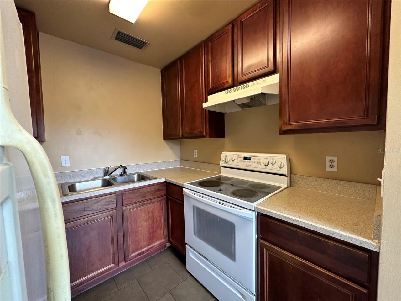 4800 Rilma Avenue, Unit 145, Sarasota, FL 34234 Photo