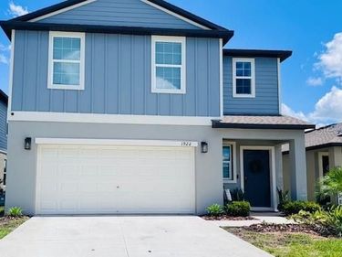 1922 LANIER ROAD, ZEPHYRHILLS, FL 33541