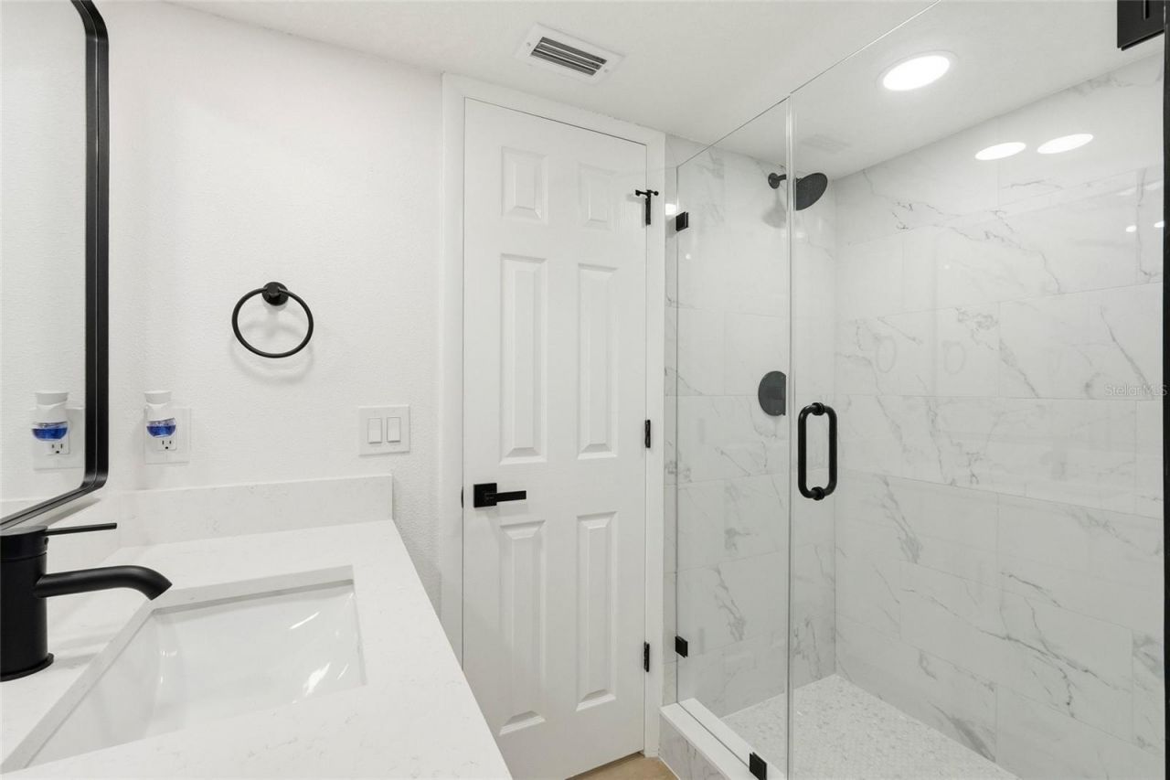 9435 117th Street, Seminole, FL 33772 Photo