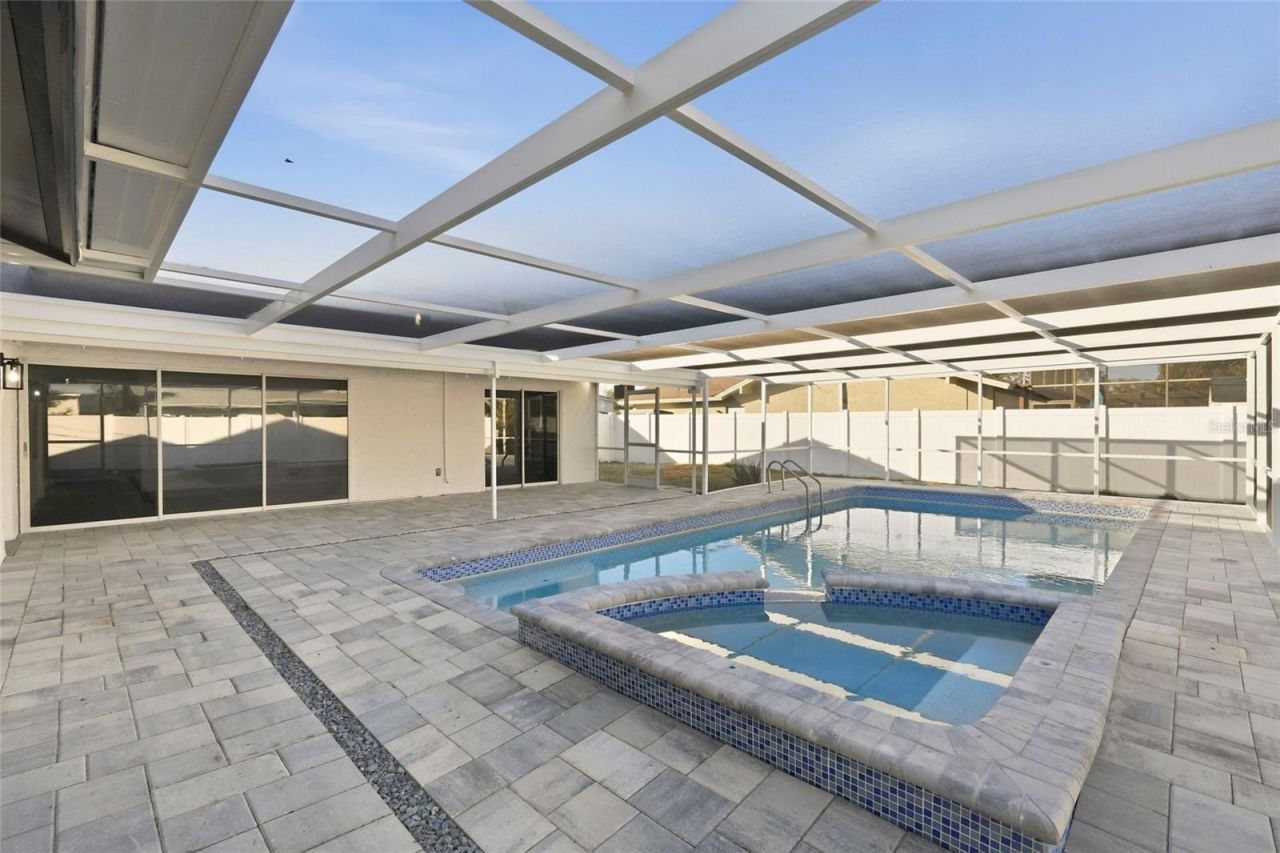 9435 117th Street, Seminole, FL 33772 Photo