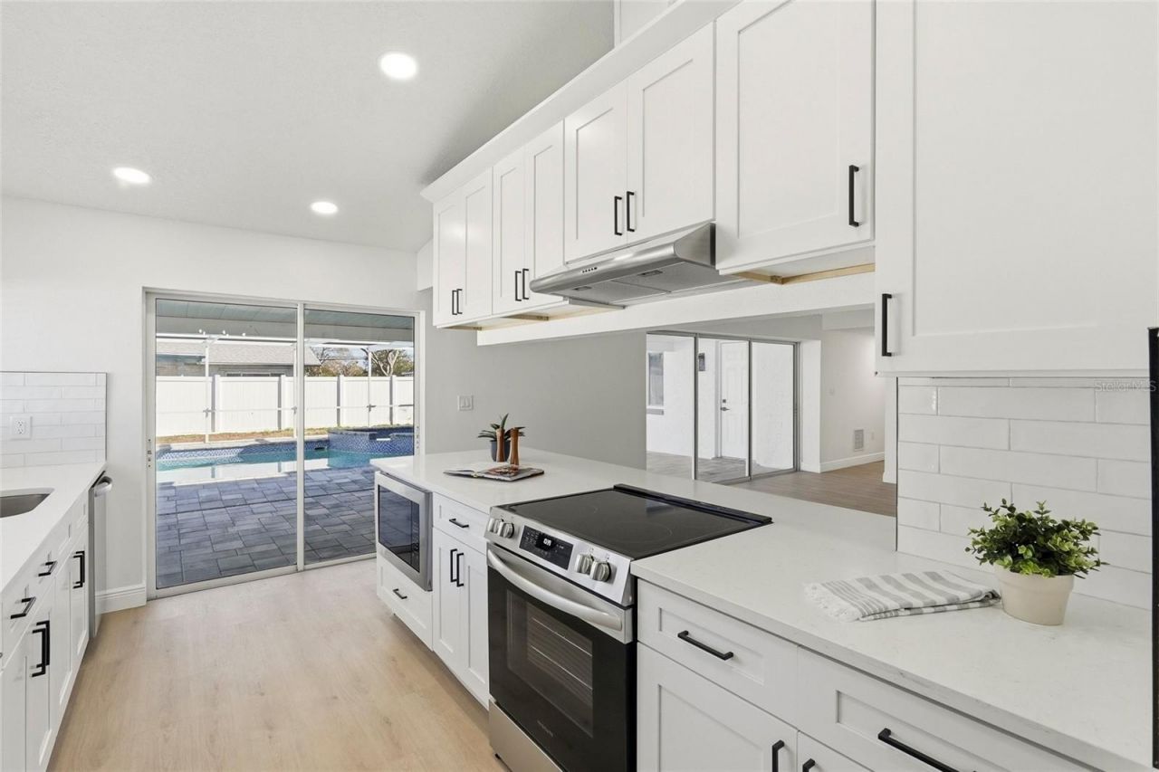 9435 117th Street, Seminole, FL 33772 Photo