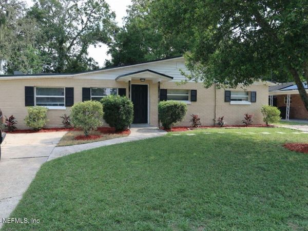 386 WOODSIDE Drive, Orange Park, FL 32073