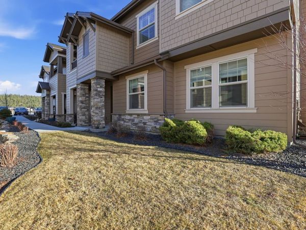 24493 E Pinnacle Ct, Liberty Lake, WA 99019