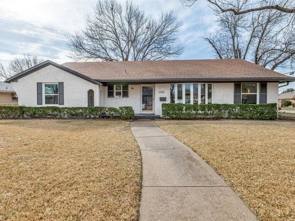 2224 Reynoldston Lane, Dallas, TX 75232