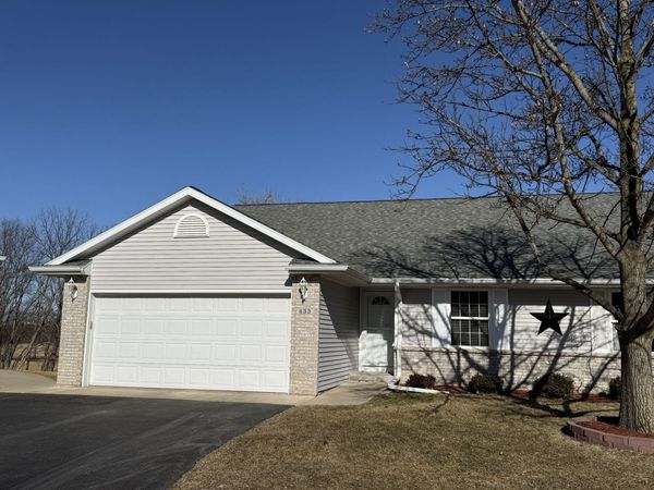 633 Park View Street, Unit 633, Pecatonica, IL 61063