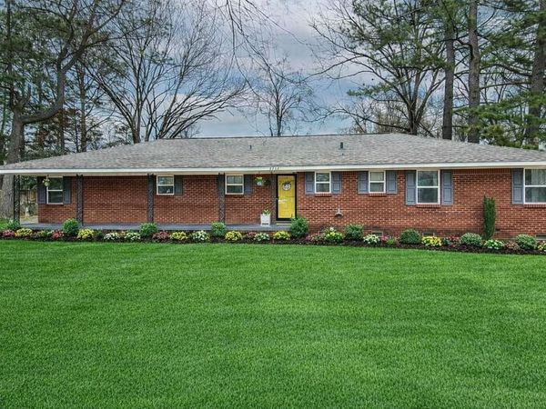 2662 ELMORE PARK RD, Bartlett, TN 38134