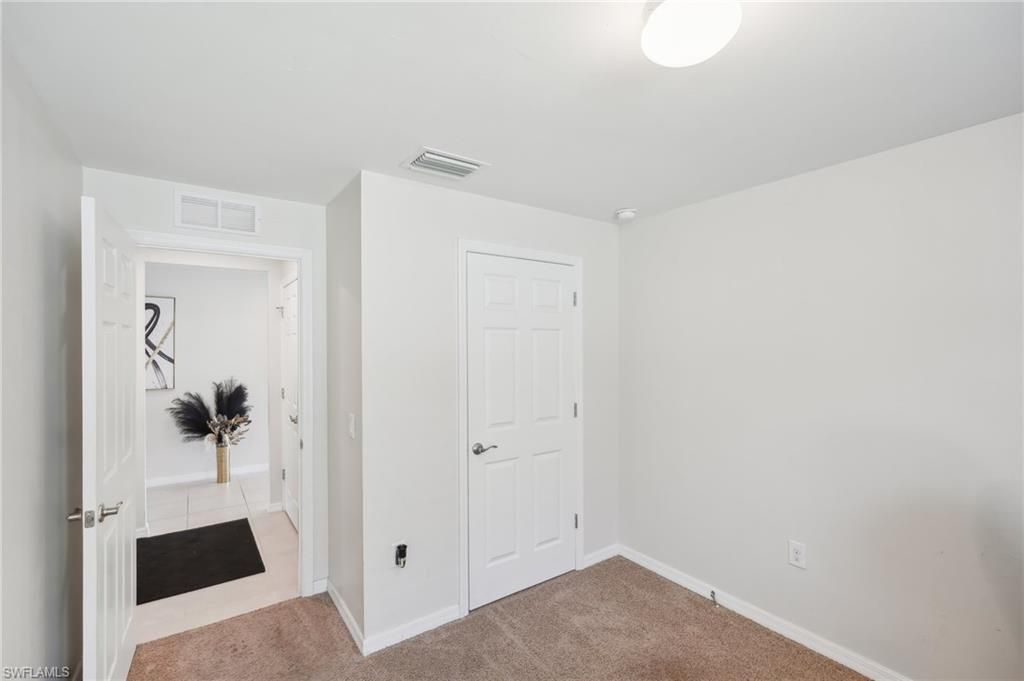 3306 Acapulco Cir, Cape Coral, FL 33909 Photo