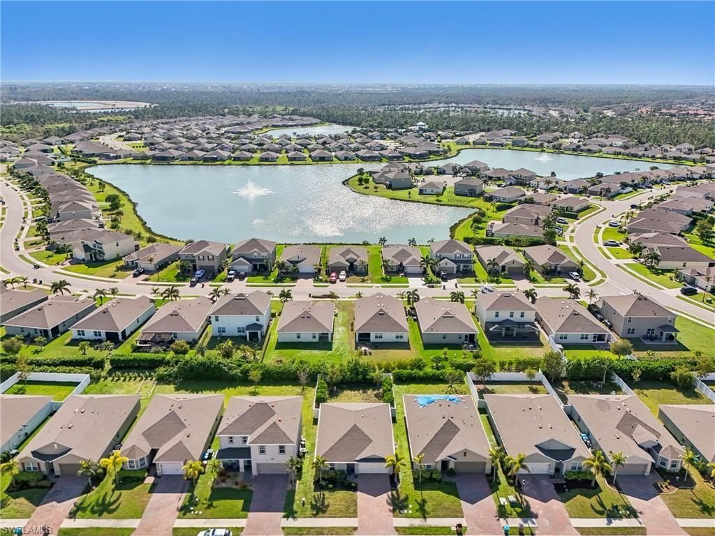 3306 Acapulco Cir, Cape Coral, FL 33909 Photo