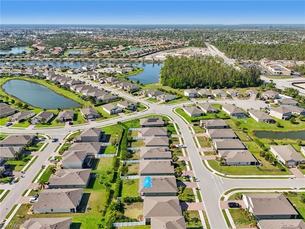 3306 Acapulco Cir, Cape Coral, FL 33909 Photo