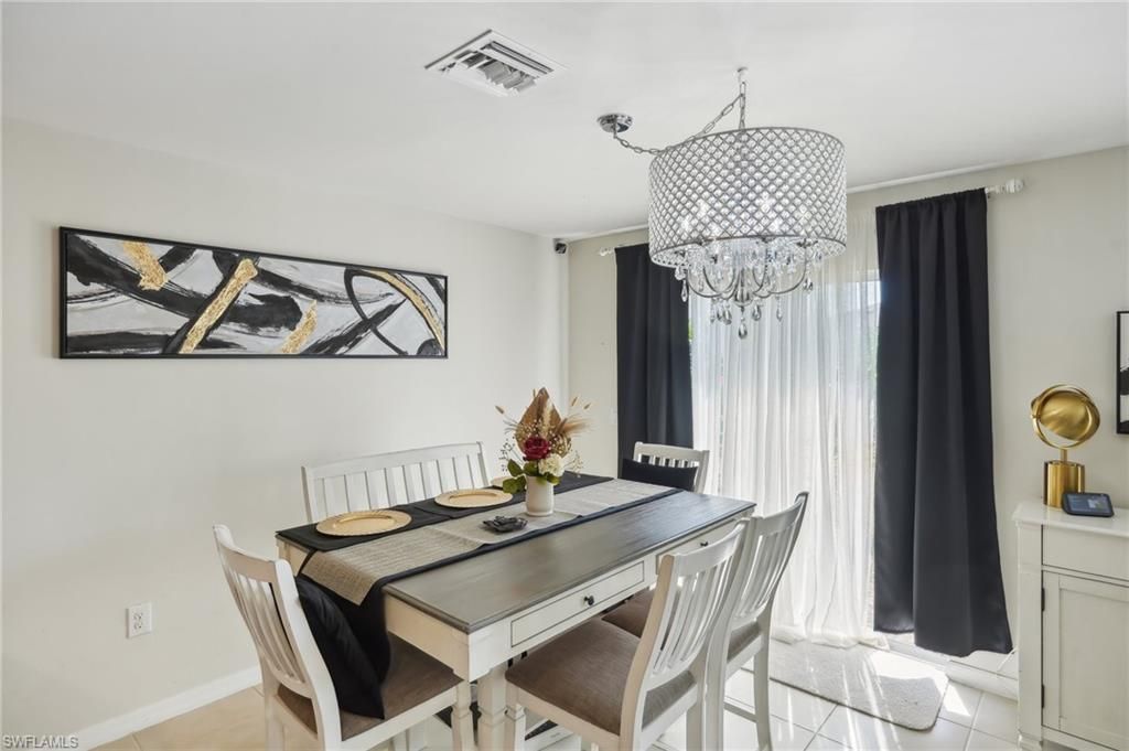 3306 Acapulco Cir, Cape Coral, FL 33909 Photo