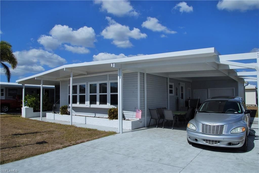 107 Snead Dr , North Fort Myers, FL 33903 Photo