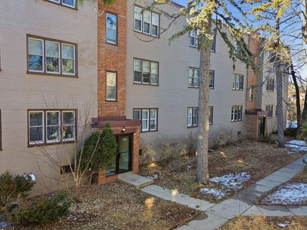3136 W Bde Maka Ska Boulevard, Unit 201, Minneapolis, MN 55416