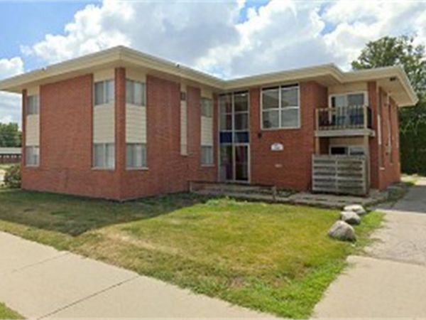 706/ 714/720 /726/806/814 24th Street, Ames, IA 50010