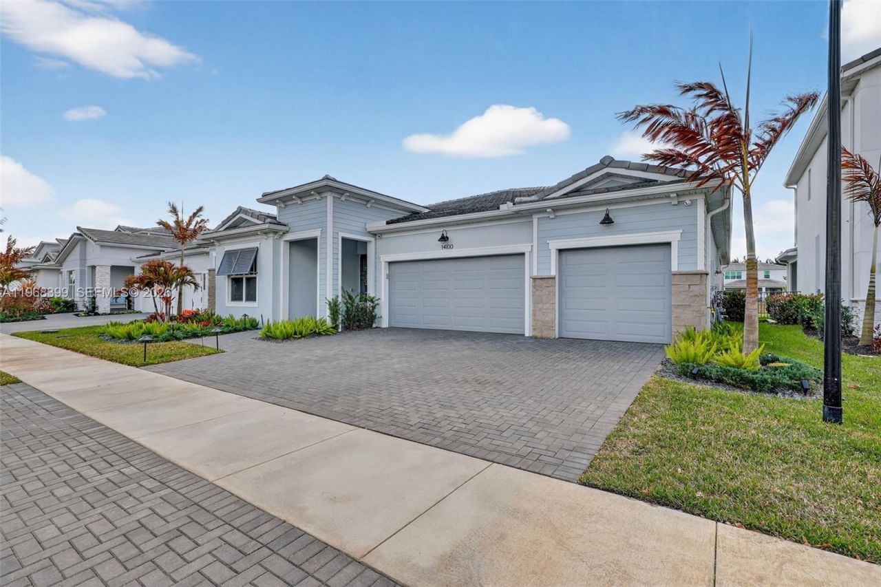 14100 SW Delilah Way, Saint Lucie West, FL 34987 Photo