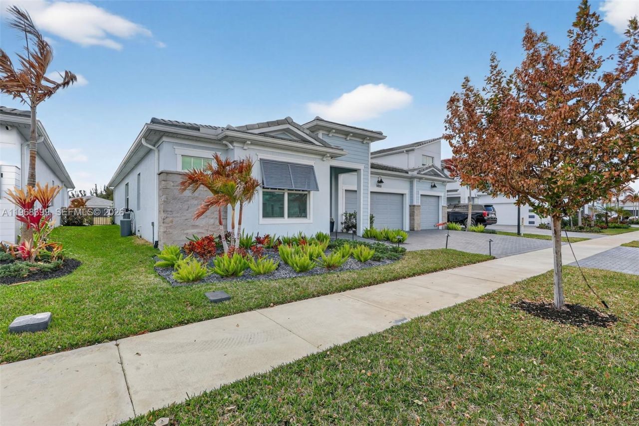 14100 SW Delilah Way, Saint Lucie West, FL 34987 Photo