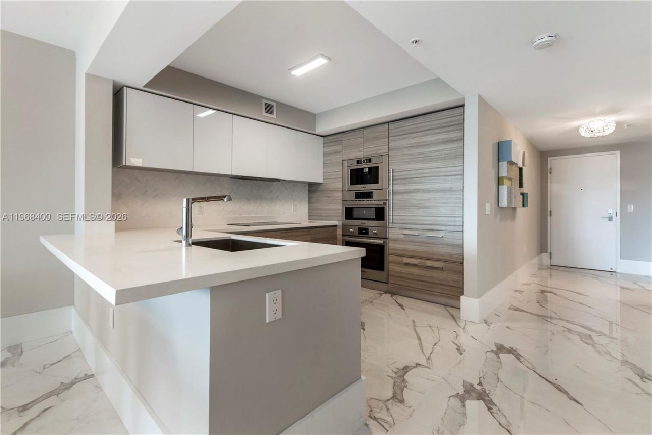 300 Sunny Isles Blvd, Unit 4-806, Sunny Isles Beach, FL 33160 Photo