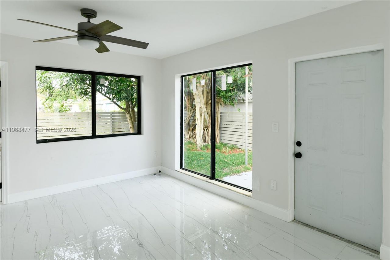 1231 NW 68th St, Unit 1231, Miami, FL 33147 Photo