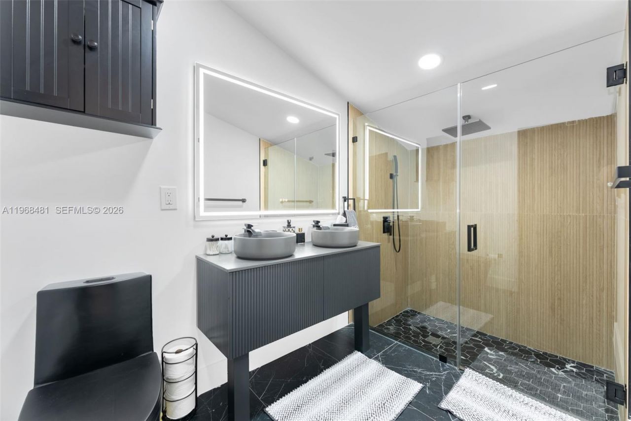 231 NE 45th St, Unit 231, Miami, FL 33137 Photo