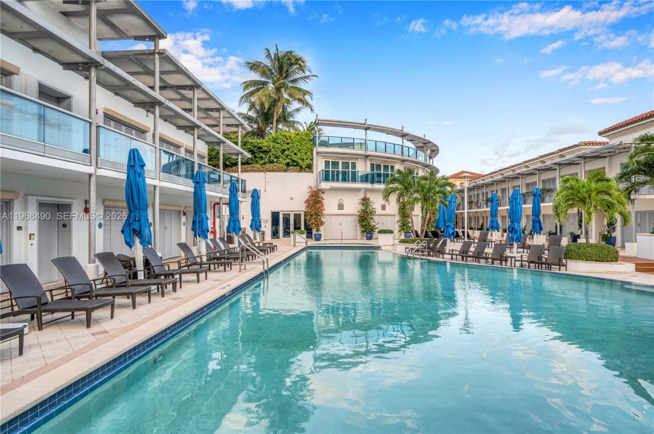 5959 Collins Ave, Unit 701, Miami Beach, FL 33140 Photo