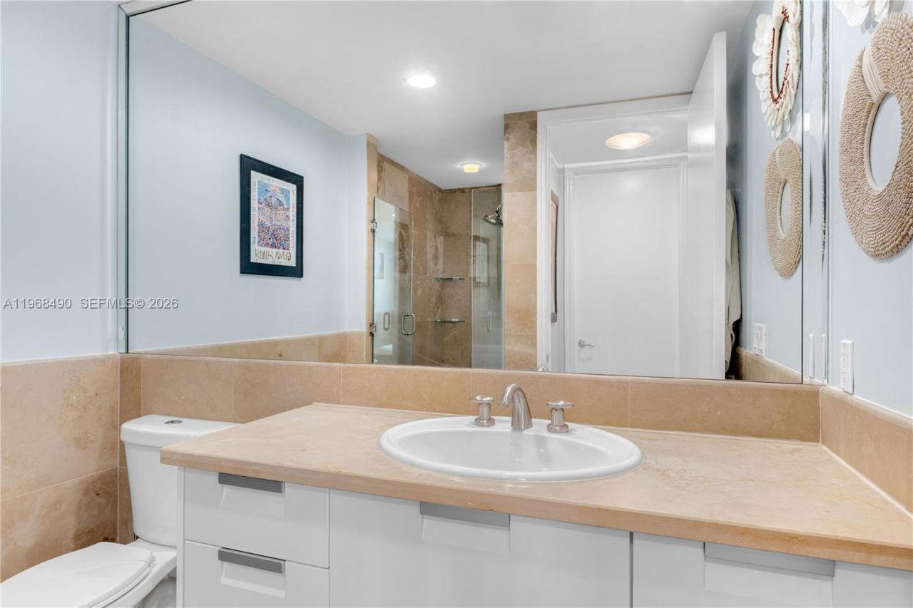 5959 Collins Ave, Unit 701, Miami Beach, FL 33140 Photo