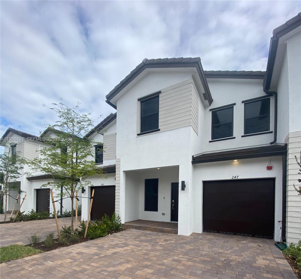 247 SW 159th Pl, Pembroke Pines, FL 33027 Photo