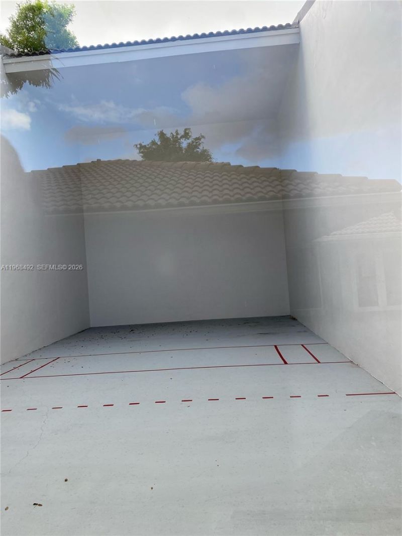 7030 NW 179th St, Unit 205, Hialeah, FL 33015 Photo