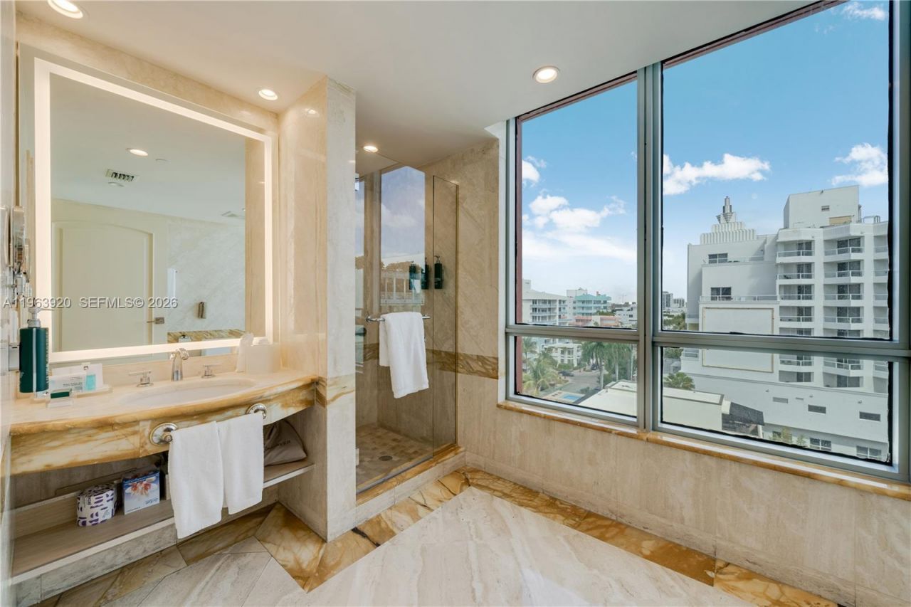 101 Ocean Dr , Unit 813, Miami Beach, FL 33139 Photo