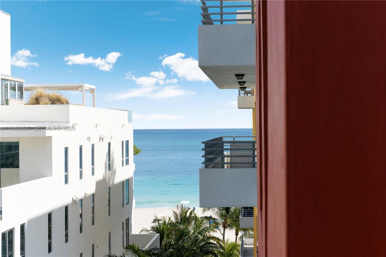 101 Ocean Dr , Unit 813, Miami Beach, FL 33139 Photo