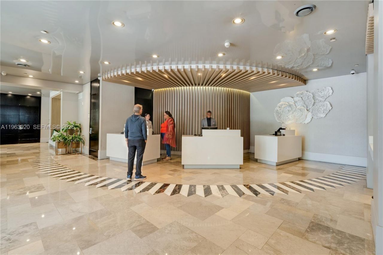 101 Ocean Dr , Unit 813, Miami Beach, FL 33139 Photo