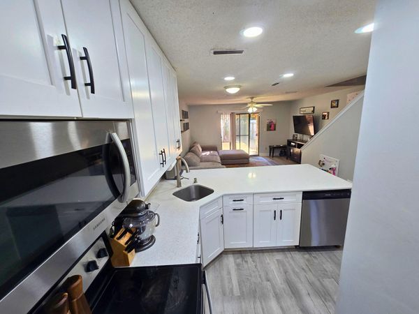 11 NW Poulton Drive, UNIT E, Fort Walton Beach, FL 32548